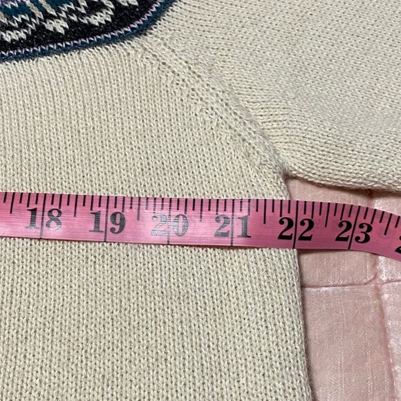 Alpaca sweater NWOT - Picture 6 of 7